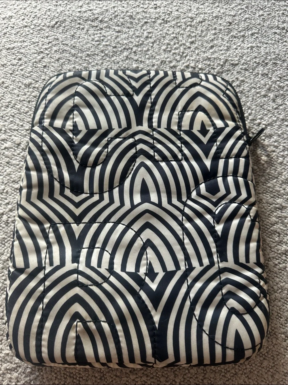 Marc by Marc Jacobs Black & White Quilted Geometric Sleeve